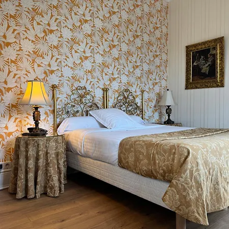 ホテル Restaurant Du Parc タン